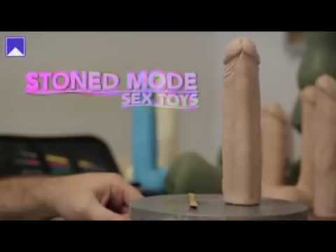 هاكذا تصنع أدوات المتعة الجنسية او مايعرف بالعادة سريعة