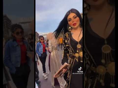 لە نەورۆزدا خەڵک وێنە لەگەڵ سەنای مام یوسف دەگرن