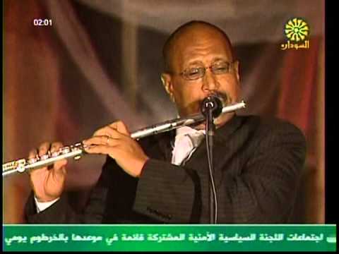 حافظ عبد الرحمن فى عزف الصفارة