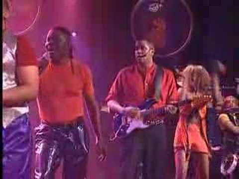 Earth Wind Fire 3 7 In The Stone