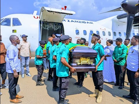 MAPOKEZI YA MWILI WA MAREHEMU KELVIN WILLIAM MBOGO UWANJA WA NDEGE KATAVI Part 1