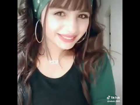 كلمة بحبك بلغة العربية والانكليزي بل فلندي بلتركي بل كردي