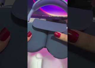 سماعة سعرها مليون دينار