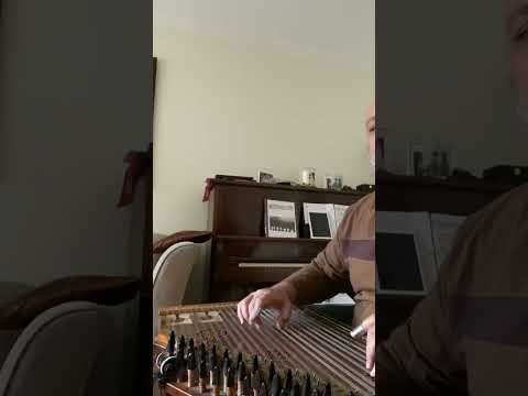 إنت تروح وتمشي وأنا أسهر ما نمش نجاة الصغيرة Qanoun By Nizar Tabcharani