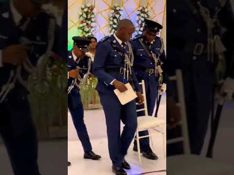 Tazama Vituko Vya Harusi Za Askari Polisi