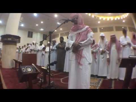 الشيخ شيخ أبوبكر الشاطري يبحر بالمصلين في جدة سورتي السجدة و الإنسان فجر اليوم الجمعة 7 12 1437