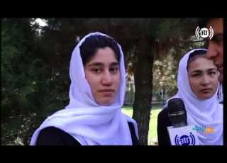  صبح و زندگی گزارش زندۀ همایون افغان از لیسه عالی رابعه بلخی با شاکردان مکتب