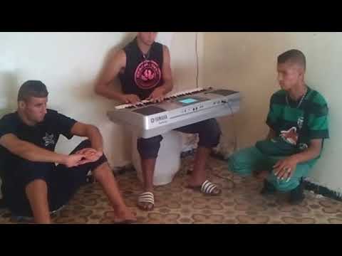 سانتي بوسعادة ركبت فالكروسة البيضا