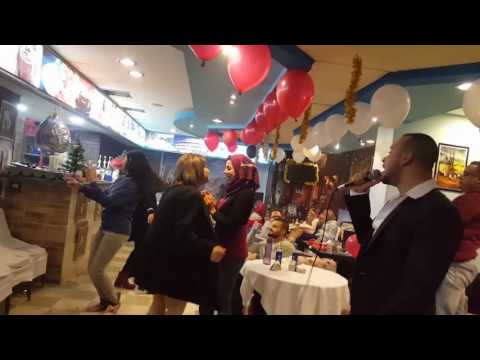 علي رمش عيونها