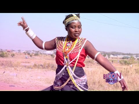 QUEEN HAPPY BHAYOMBI Bicon Studio