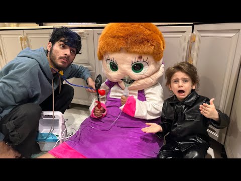 سكتش فهودي والبطريق مقلبو ماشه بالعنكبوت سكتش فهودي والبطريق مقلبو ماشه بالعنكبوت