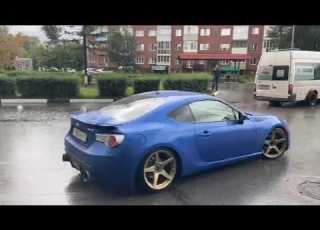  Subaru Brz In Rain