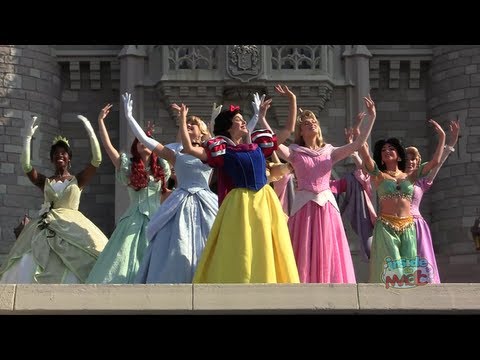 All 11 Disney Princess Gathering For The First Time For Merida S Coronation At Walt Disney World