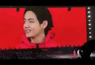 تصميم تاي منين جبتي هالجمال مش معقول فعاليه اذا انتي ارمي مين بايسك انا تاي و جيمين