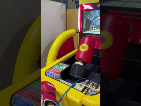 アナ神拳 ついに恐竜をも吹っ飛ばす奥義が ゲーセン