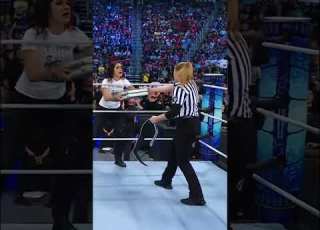  IYO SKY Attempts To Cash In Her Money In The Bank Contract For The Second Week In A Row Smackdown