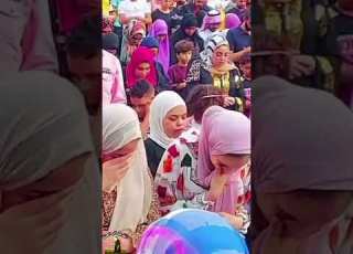 مقطع فديو يثير الجدل في مواقع التواصل الاجتماعي يضحكن باستهزاء اثناء صلاة عيد الاضحى في مصر