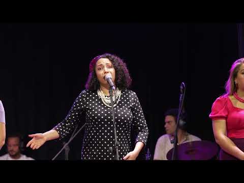 قمر 14 بهججة Qamar 14 Bahgaga