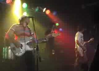 Hot Lips ZIGGY Covered
