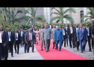 DIRECT LE PRESIDENT FELIX TSHISEKEDI ACCUEIL LE PRESIDENT NDAYISHIMIYE DU BURUNDI
