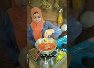 ناكل ملوخيه بقى