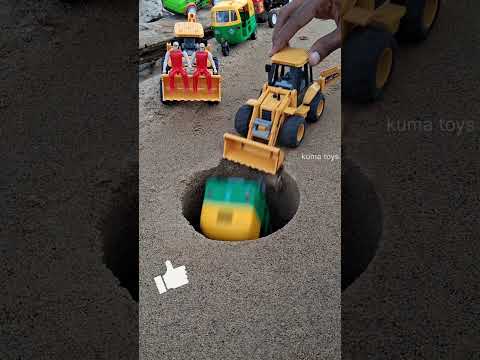 Jkl 99 Jcb Pushing Autorickshaw Tractor Red Car In Pit Jcbtoy Jcpbackhoe Jcp Jcbgadi Tractor