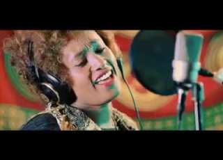 ETHIOPIA እጅ እንንሳ ኮሮና ተዘፈነላት