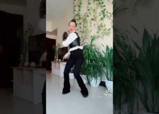 مين قال لانا محمد مو حلوه