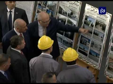 جلالة الملك يطلع على مرافق ومشاغل مدرسة الشرف عبدالحميد شرف 28 9 2016