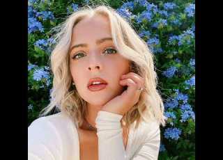 Madilyn Bailey Wake Me Up Avicii