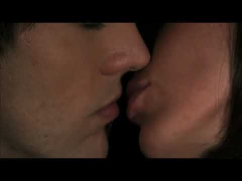 افضل قبلة عن قرب بتذوب