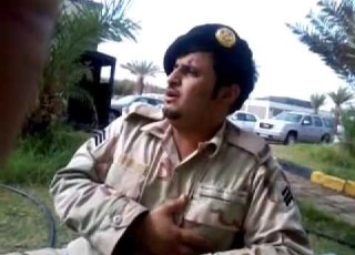 عسكري يقلد ابن جدلان