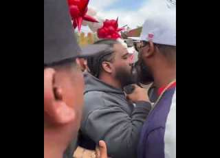  ሓው ንኤርትራዊ ኣሜርካዊ ራፐር ኒፕሲ ሃስል ሳምኤል ብላክ ሳም ንዝኽሪ ሓው ኢሉ ቤት መግቢ ኣብ ዘመርቐሉ ዝነበረ ግዜ ዘጋጠመ እምባጋሮ 2 Shorts
