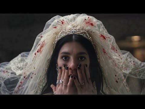 عروسة ليلة فرحها بتكتشف ان اهل جوزها هيقدموها قر بان للشيطان عشان نسل عيلتها مخلوط بد مه