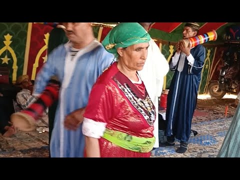 عيشة الدويبة مقدمة فرقة حماتشة من اولاد خليفة عيشة الدويبة مقدمة فرقة حماتشة من اولاد خليفة