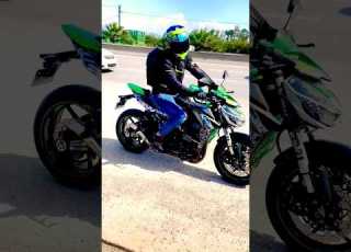  Kawasaki Z1000 Akrapovic GP