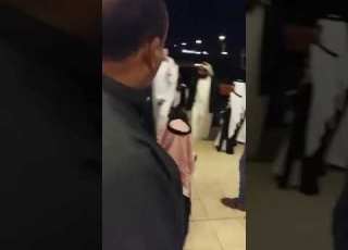  اثناء دخول العريس صالح يسلم مشنق باعوضه جدة قاعة الاسطورة
