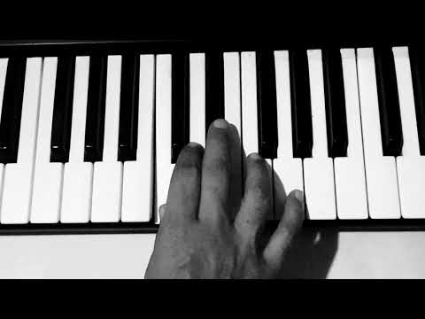 هيجيلي موجوع عزف بيانو وتعليم موسيقي بالصولڤيچ تامر عاشور