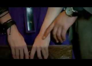 بتنفسك متل مجنون وبعشقك أنا بجنون