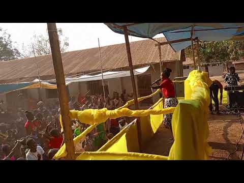 Tumsifu Yesu Kristo Milele Amija