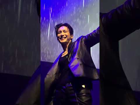 260308 JUNHEE UMBRELLA INTO THE OCEAN In BERLIN