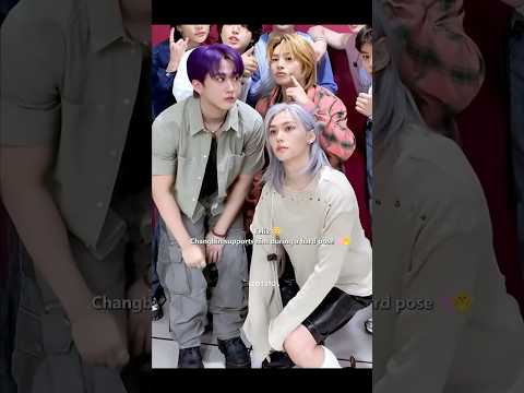 Stray Kids Hard Pose For Felix Binnie Helps Him Straykids Felix Skz Changbin