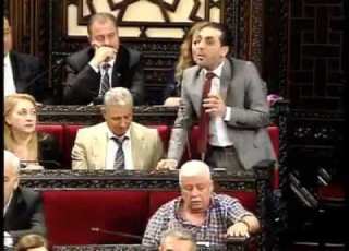 ماذا قال عضو في مجلس الشعب عن فراس الخطيب وردة فعل زهير رمضان