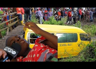  MTOTO ALIYENUSURIKA ASIMULIA DEREVA ALIVYOKUWA ANACHEKA NA KUITUMBUKIZA GARI DARAJANI
