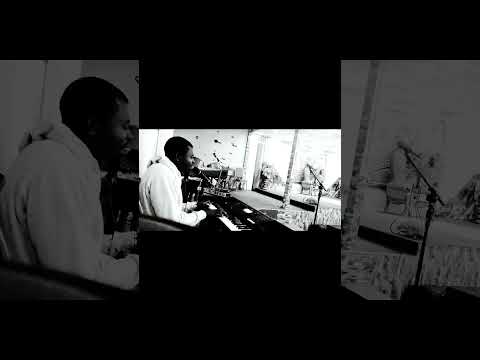 Amusement Avec La Chanson Uko Nani De Fr Kelvin Umba