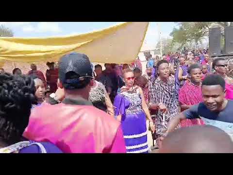 QUEEN FT PHILIPO WAKIKIWASHA KIDUHI
