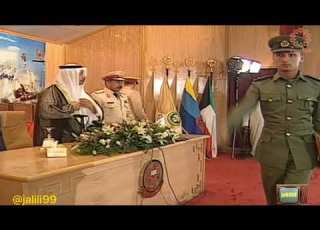 HD ٢٠٠٣م جودة عالية حفل توزيع شهادات الدفعة ٣٢ من الطلبة الضباط وزارة الدفاع