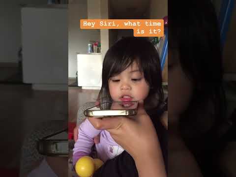 Hey Siri What Time Is It Ariana