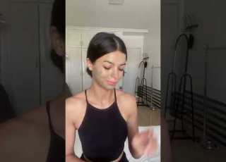 Application Du Masque Clarté Bio De Hendiya Organic Skincare