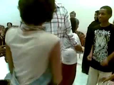 النهود نجاة غرزة